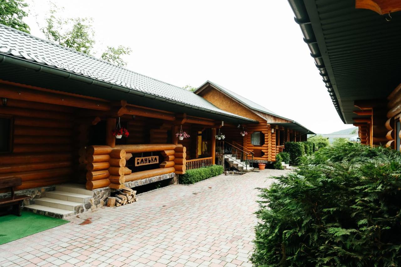 Chudodievo In Chynadievo Mini-Hotel Chynadiyovo ภายนอก รูปภาพ
