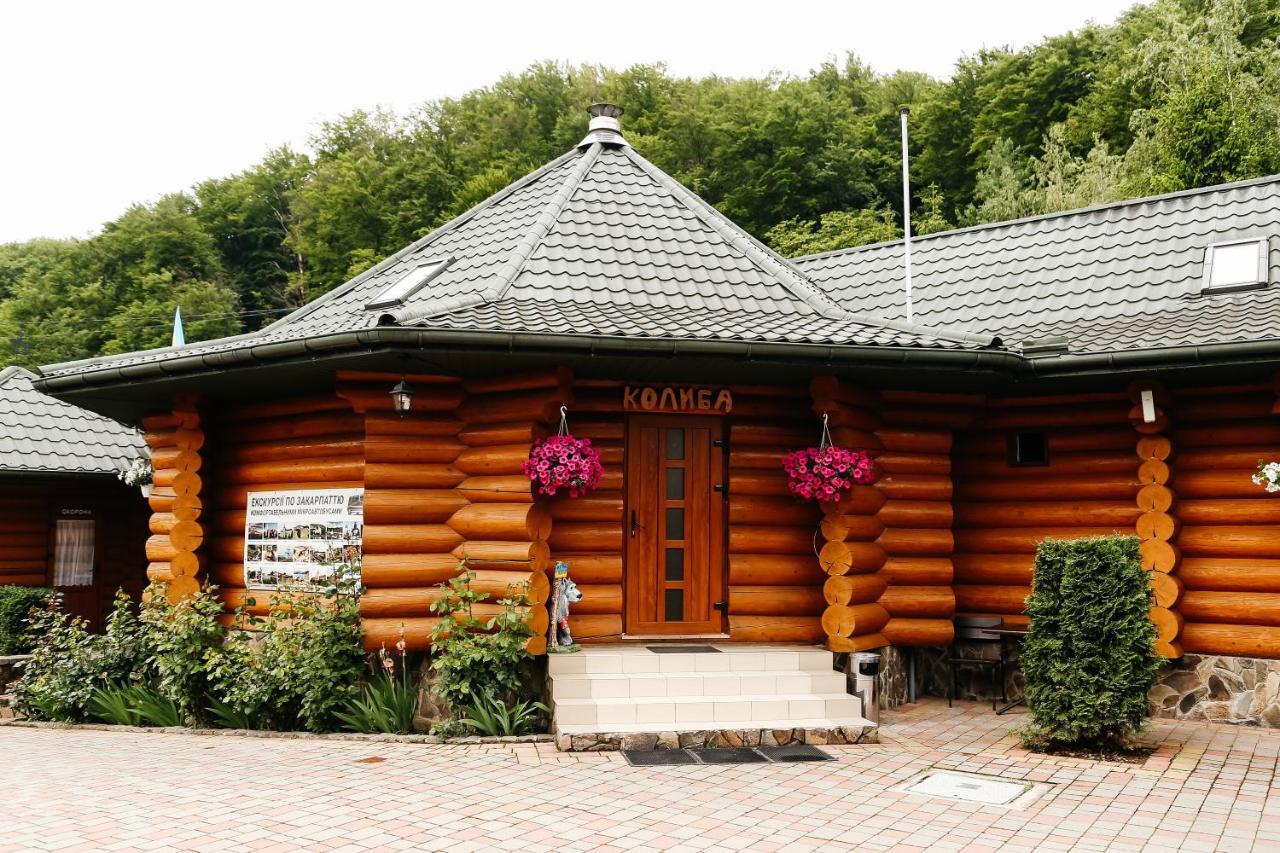 Chudodievo In Chynadievo Mini-Hotel Chynadiyovo ภายนอก รูปภาพ