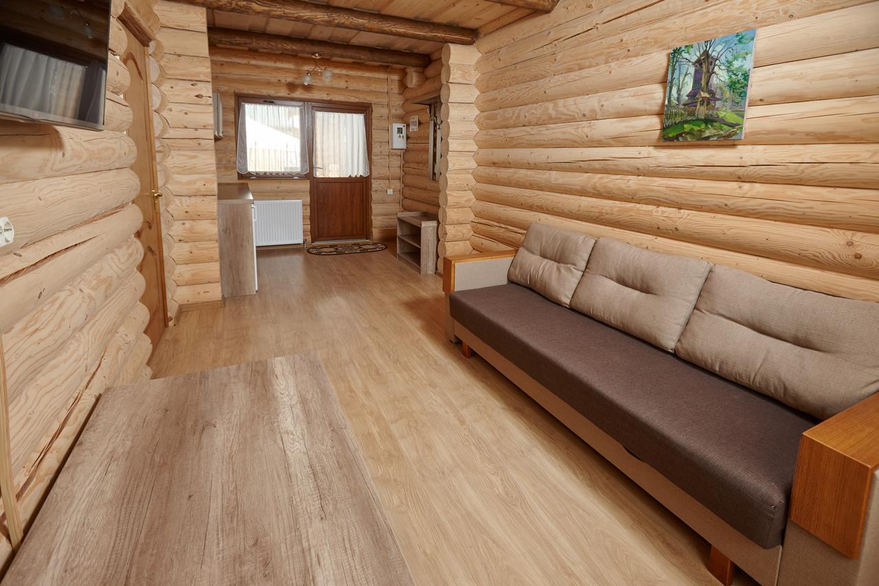 Chudodievo In Chynadievo Mini-Hotel Chynadiyovo ภายนอก รูปภาพ